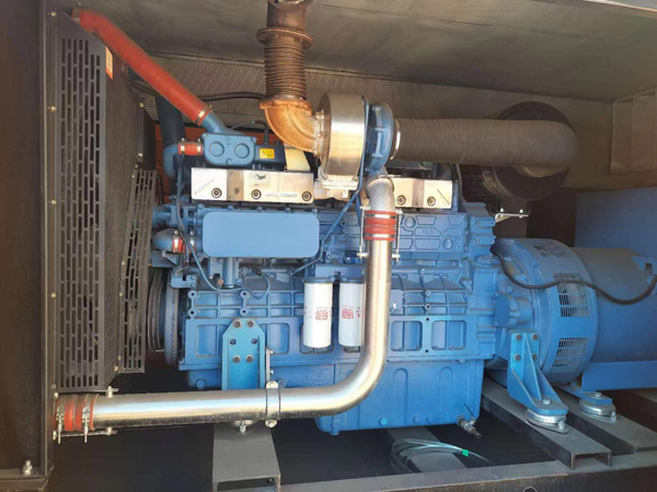 嵊泗柴油发电机组一般有几种电压输出？