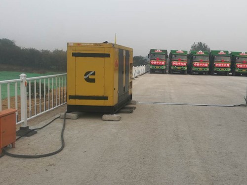 嵊泗电力系统的稳定性和设备兼容性如何影响发电机组的频率规格？