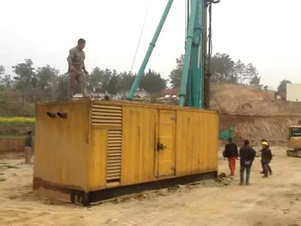 嵊泗如何判断水冷式机油散热器密封件是否需要更换？